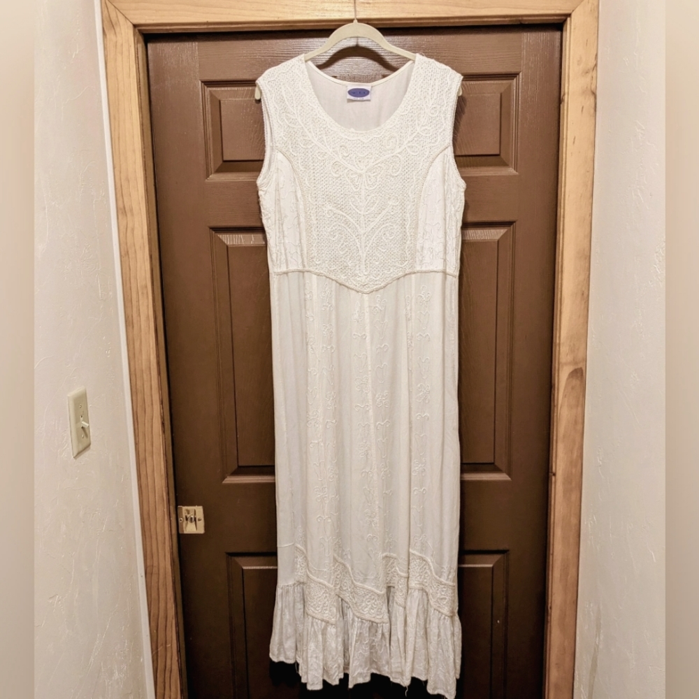 In Style Embroidered Sleeveless Beige Maxi Dress Size: Free Size